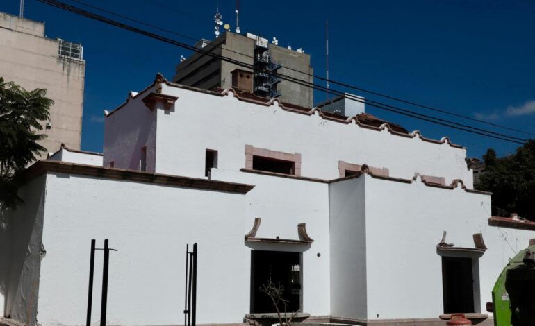  Casa rehabilitada en Av. Carranza no debería ser caseta policial: Narváez Arochi