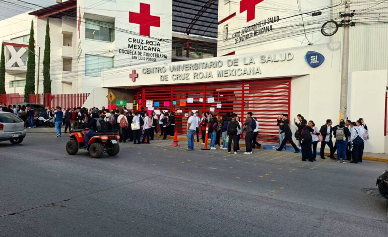  Comunidad estudiantil del CUS de la Cruz Roja logra acuerdos con directiva
