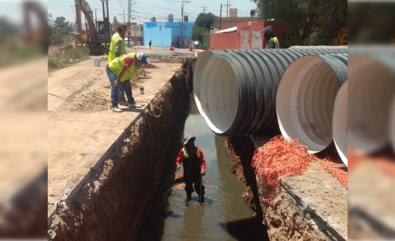  Denuncia vecinal agilizó atención a drenaje colapsado en colonia Progreso