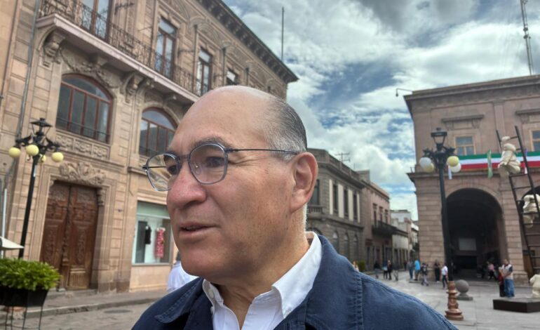  Galindo celebra haber recuperado su militancia priista