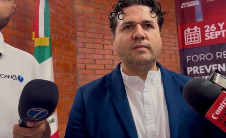  Auditor de SLP descarta conflicto de interés por designación de su esposa en órgano judicial