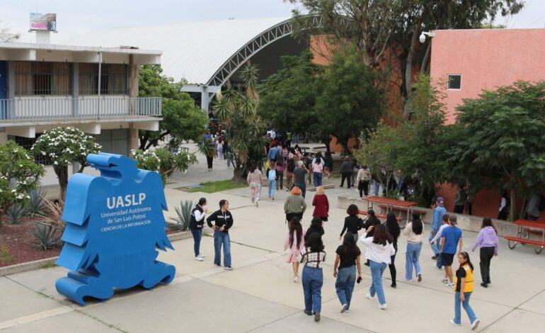  Colectivo estudiantil responde al deslinde de la UASLP sobre protestas