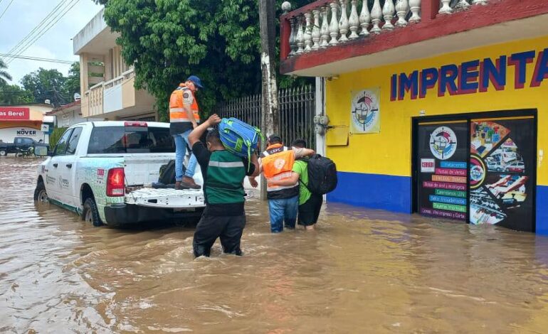  Extienden suspensión de clases a todas las escuelas de la Huasteca