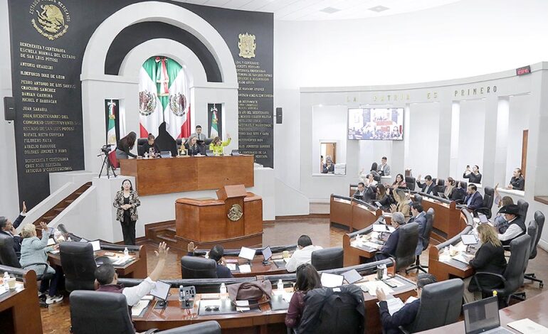  Congreso de SLP recauda poco más de 100 mil pesos para damnificados de la Huasteca