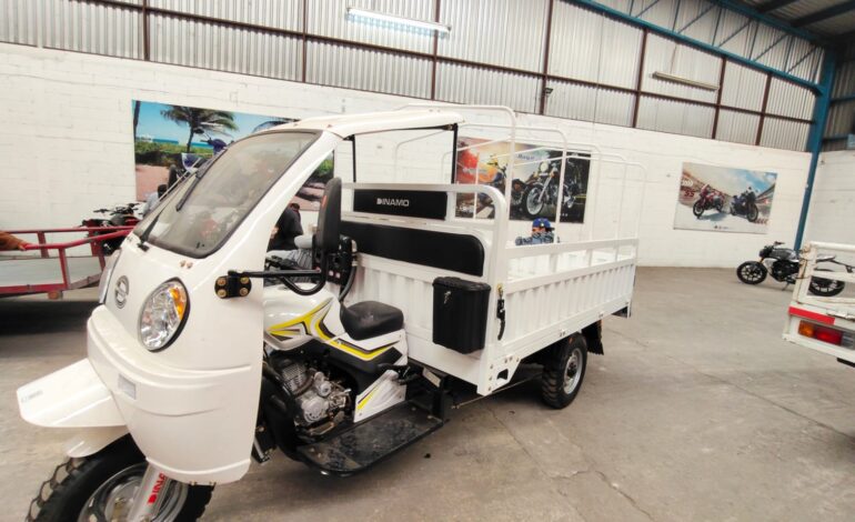 Incumple Galindo en dotación de motos a carretoneros; líderes pretenden vendérselas