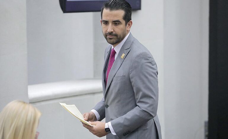  Diputado plantea revisión más estricta al presupuesto electoral 2026