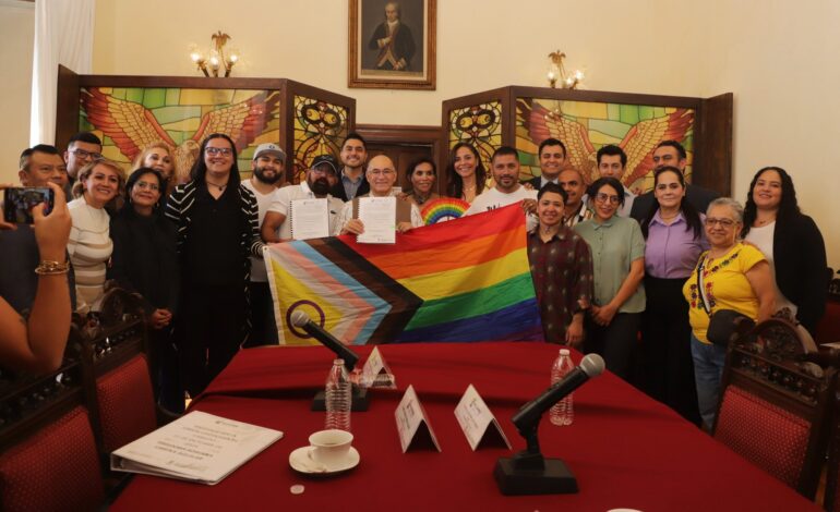  Cabildo de SLP crea la Unidad Especializada para la Atención de la Población LGBTIQ+