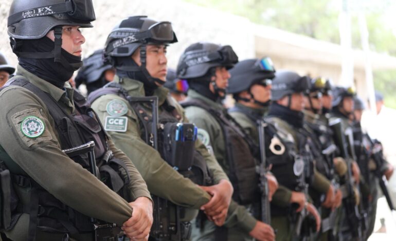  Gobierno de SLP anuncia aumento salarial para policías estatales