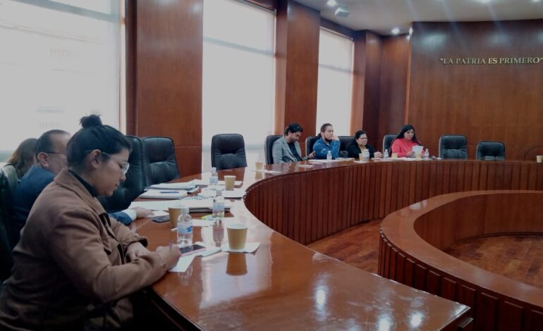  Limitar la explotación del acuífero y control de los pozos, las principales propuestas en foro sobre legislación hídrica