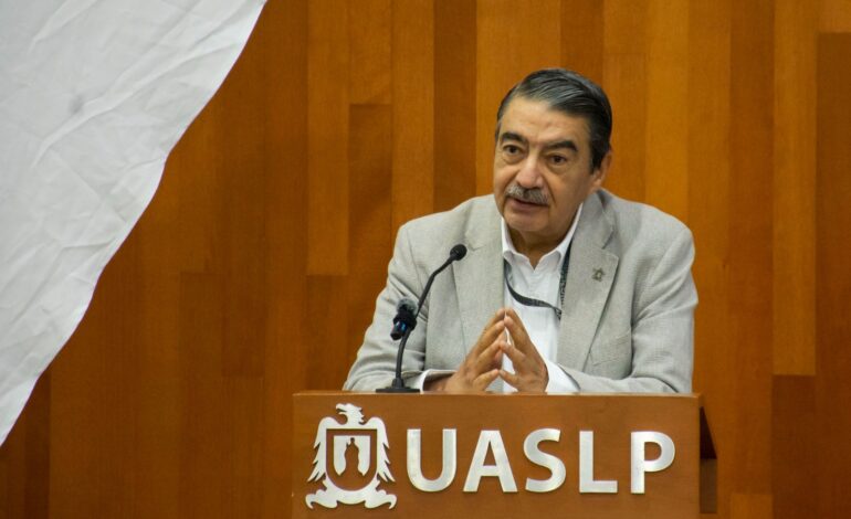  Zermeño Guerra propondrá nueva invitación a diputados para visitar la UASLP