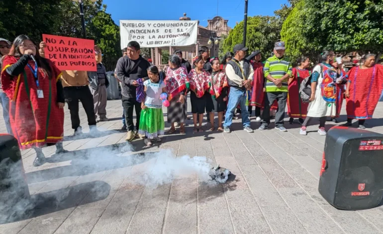  Galindo defiende a titular de atención a comunidades indígenas y llama al diálogo con manifestantes
