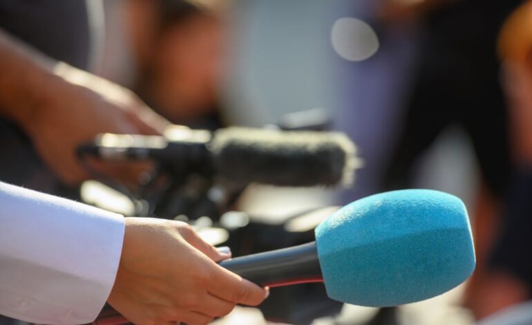  Periodista denuncia a secretario general de San Antonio por abuso de autoridad