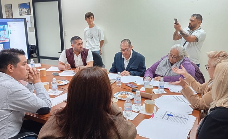  Video | Comisión de Salud aprueba exhorto para dar reembolsos a pacientes ante falta de medicamentos