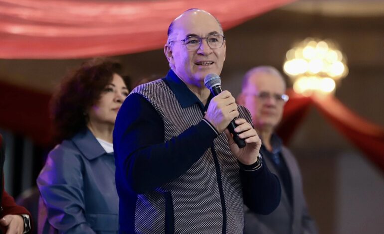  Galindo evita la polémica por reforma electoral y se concentra en gobernar la capital