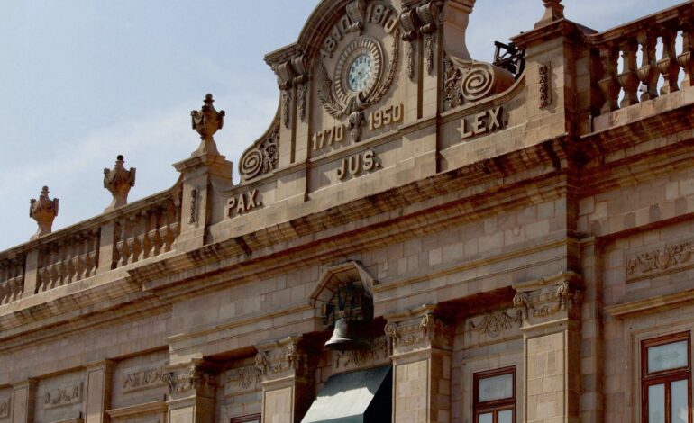  Gobierno entrega reservas económicas a municipios