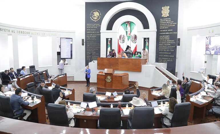  Aprueban reforma para mantener fijos a los coordinadores parlamentarios toda la Legislatura