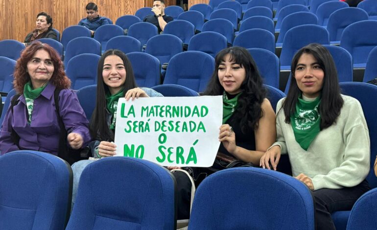  Congreso de SLP amplía excluyentes de aborto
