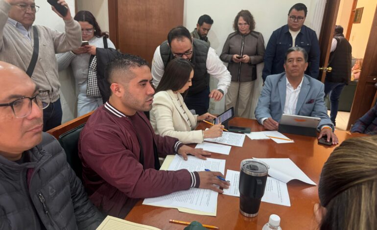  Sistema Estatal de Cuidados avanza en comisiones y será votado este lunes