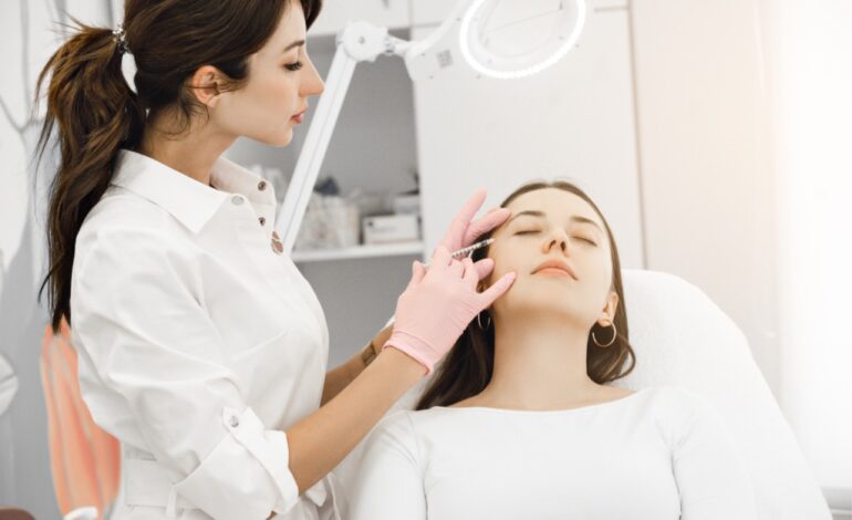  Analizan iniciativa para prohibir cirugías estéticas en menores de edad en SLP