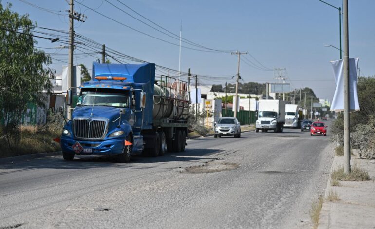  Inician rehabilitación de laterales de la carretera 57