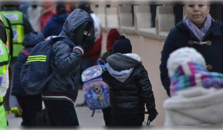  Hasta 15% de ausentismo escolar se registró en la zona metropolitana por bajas temperaturas