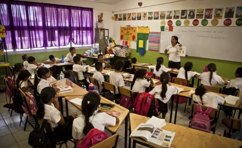  Al menos 30 docentes enfrentan denuncias presuntamente infundadas en SLP