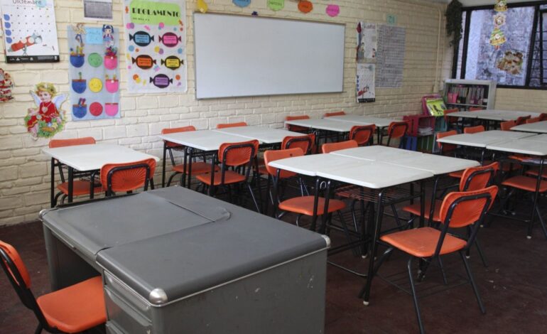  Padres de familia en Villa Hidalgo exigen la destitución de profesor acusado de violencia