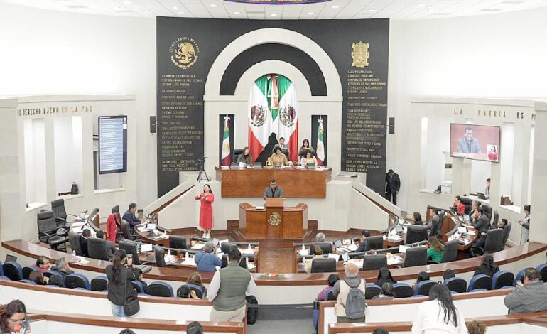  Morena frena exhorto del PVEM sobre la prohibición del fracking en el Congreso de SLP