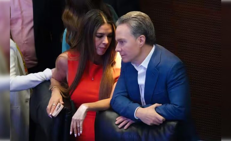  Manuel Velasco “destapa” a Ruth González como candidata para el 2027