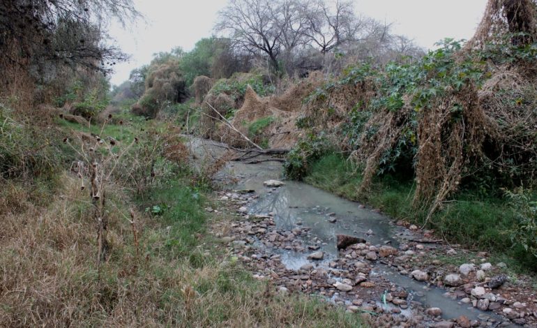  CEA se compromete a hacer recorrido por el río Paisanos y gestionar pendientes con el Interapas