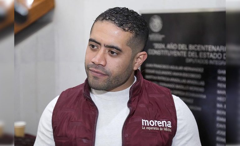  Arreola reconoce aspiraciones en Morena, pero pide legalidad