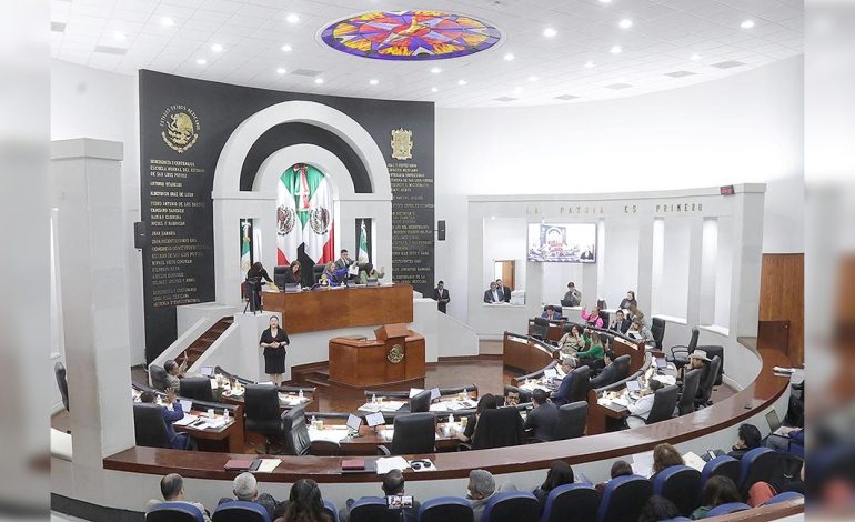  Entre reclamos aprueban reformas al reglamento del Congreso de SLP