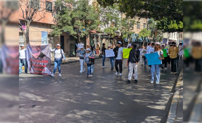  A 2 meses, la exigencia persiste: familia y comunidad marchan por justicia para Miguel Ángel