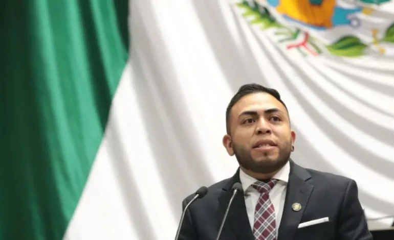  Los 48 adjetivos del diputado Gabino Morales a los diputados del PRIAN