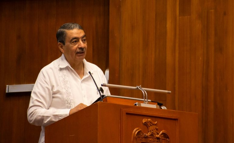  Rector de la UASLP descarta ajuste retroactivo inmediato a pensiones universitarias