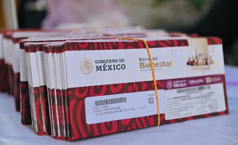  Becas del Bienestar en SLP cubren poco más del 50% de estudiantes de nivel básico