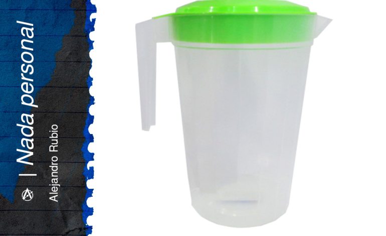  Una jarra verde