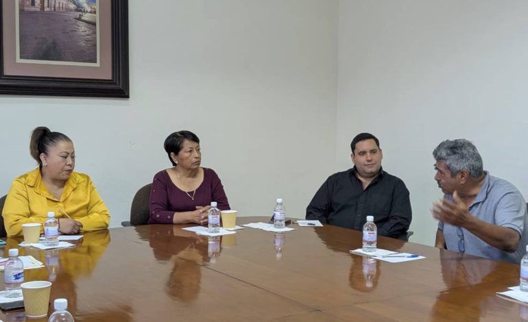  Video | Taxistas acusan de omisiones y cobros indebidos de la SCT ante diputados