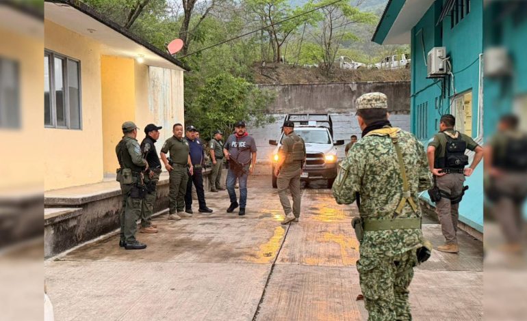  Tras operativo, detienen a director de la Policía Municipal de Tamazunchale