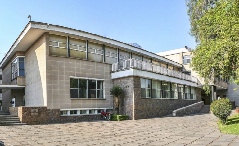  Entre acusaciones y respuestas institucionales, crece controversia por caso en Medicina UASLP