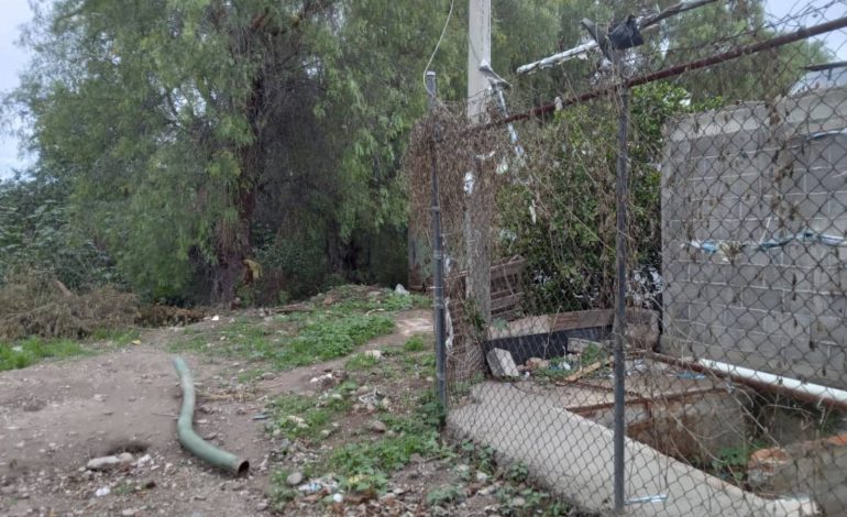  Persisten descargas al río Paisanos mientras Interapas opera con cárcamo rehabilitado
