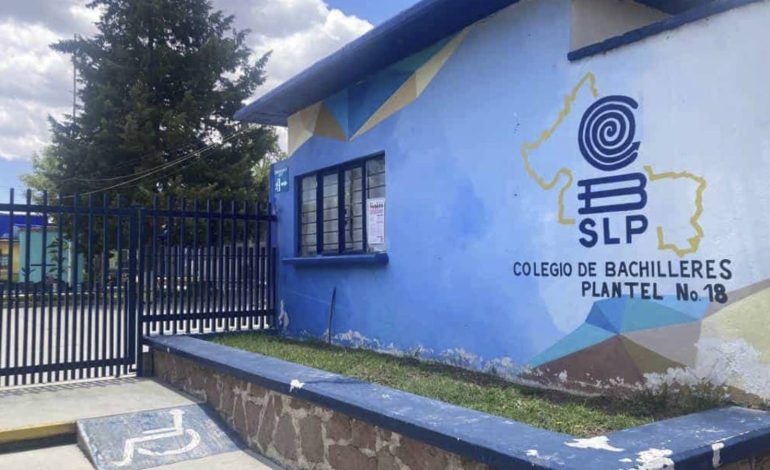  Profesor acusa despido injustificado del Cobach 18; autoridades piden investigar el caso