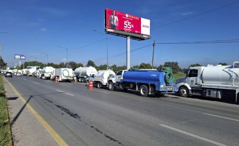  Transportistas potosinos se unen a protesta nacional contra criminalización de piperos