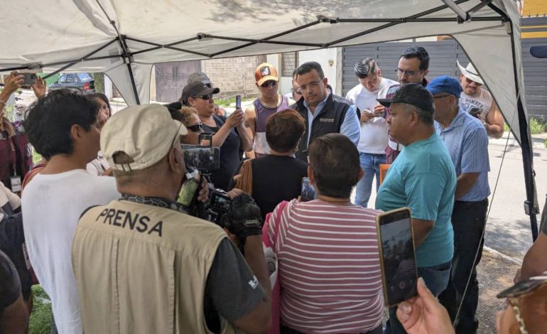 Tras protestas, Conagua se reúne con vecinos de Soledad por crisis de agua