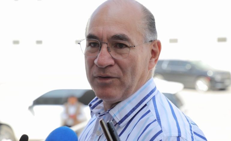  Galindo “invita” a que la administración estatal regularice sus permisos de obra