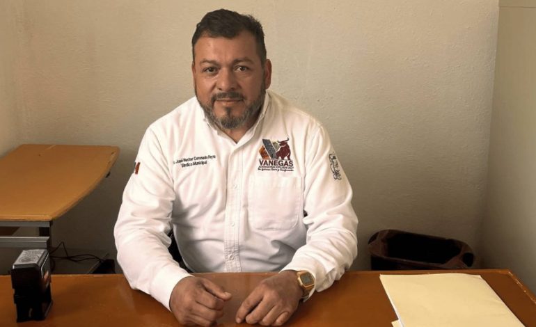  Síndico de Vanegas retoma funciones; insiste que Cabildo no puede destituirlo