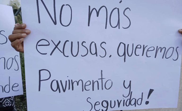  San Juanico exige repavimentación de la avenida Amado Nervo