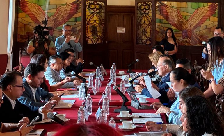  Cabildo de SLP aprueba informe financiero entre cuestionamientos por crédito de 200 mdp y gasto en comunicación social