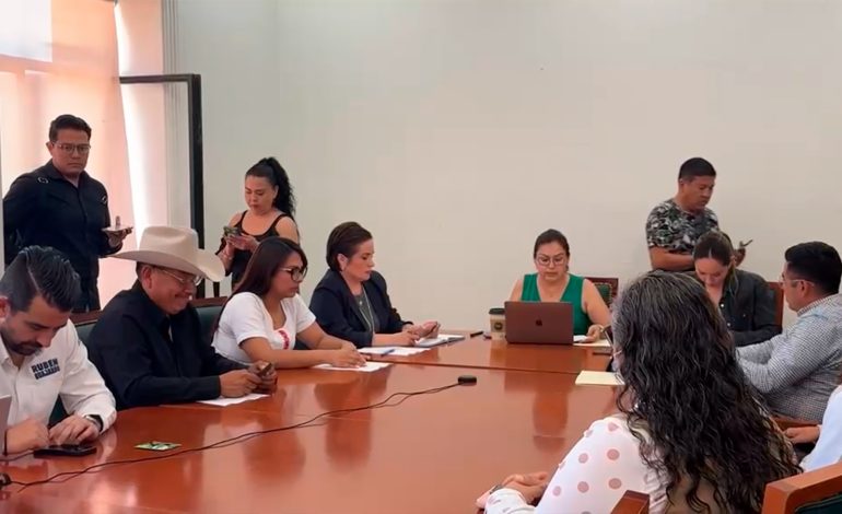  Comisión de Justicia unifica iniciativas y aprueba dictamen para derogar la Ley Serrano