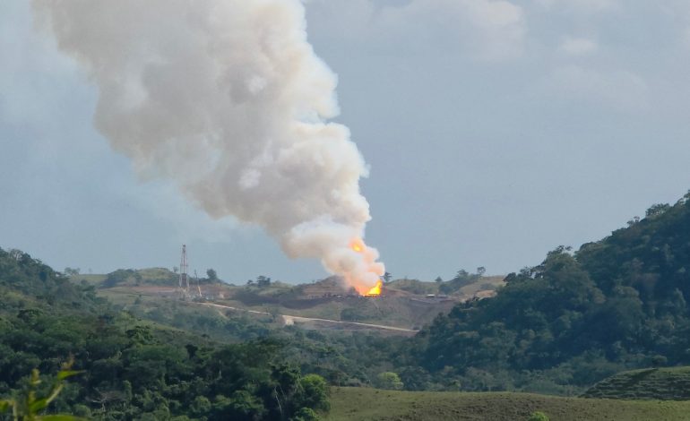  Incendio del pozo Krem-1, muestra los riesgos de extracción de hidrocarburos: AMCF